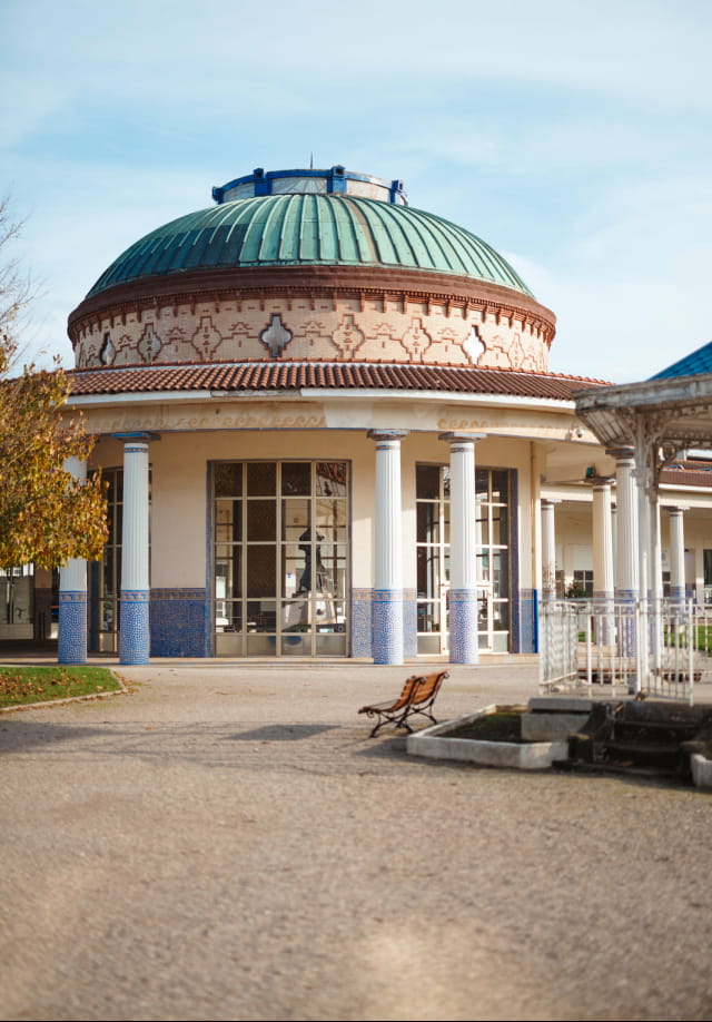 Les-thermes-de-Contrexeville