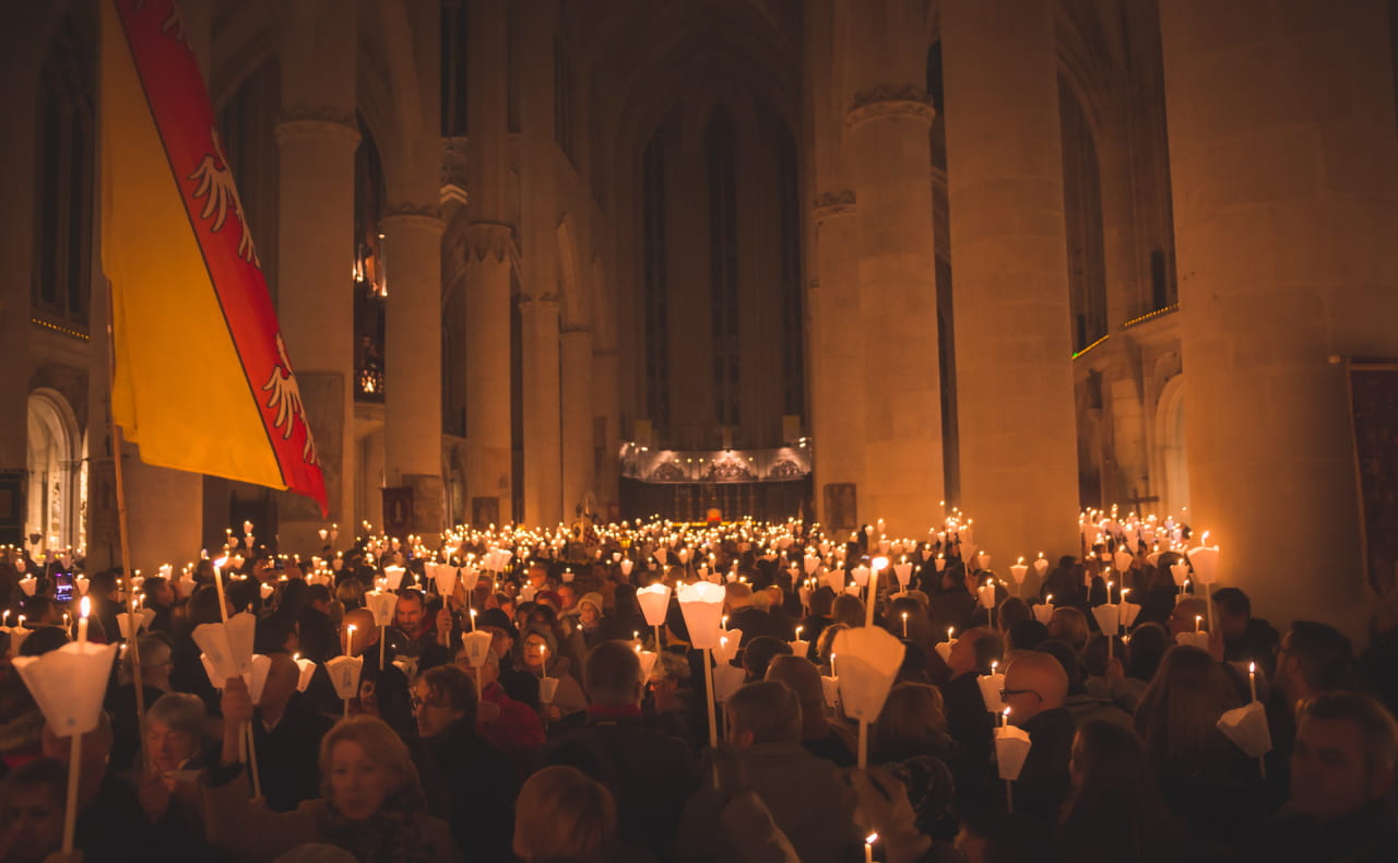 Procession aux flambeaux